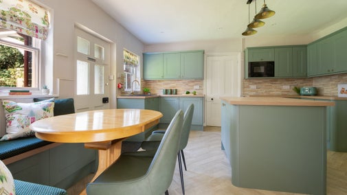 The kitchen and dining room at Kitchen Garden Cottage, Nottinghamshire